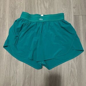 Alo Match Point Short